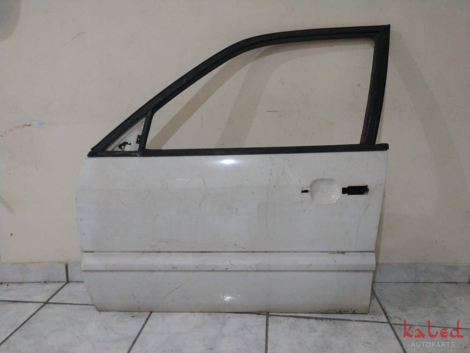 Porta dianteira esquerda VW Passat 93 a 96