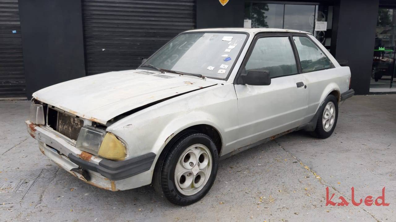 Sucata Ford Escort XR3 1984 CHT 1.6 venda de peças 