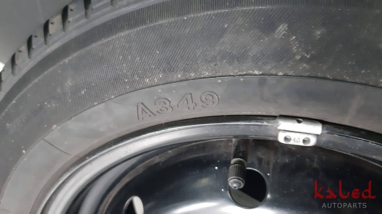Roda estepe Subaru Impreza  aro 16 pneu semi novo Yokohama
