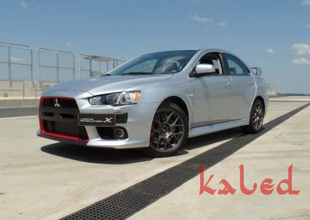 Suporte de placa em fibra Mitsubishi Lancer Evolution X