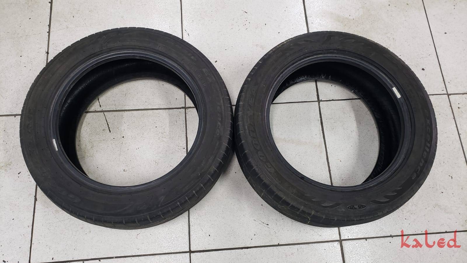 Par de Pneus Goodyear 205/55/16 Quebra Galho