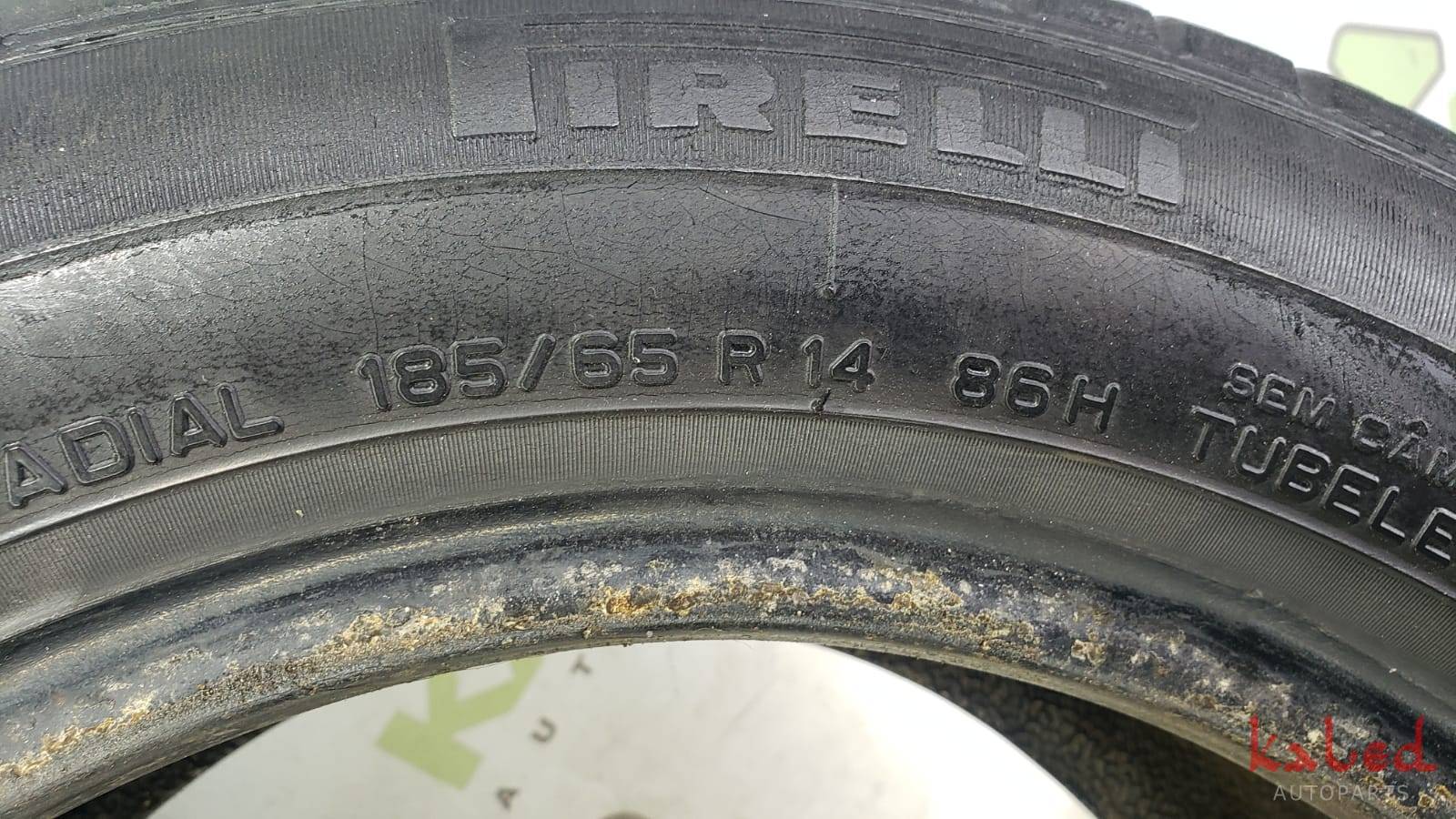 Pneu Pirelli P600 aro 14 185/65 raro de época Vw Gol GTi GTS Santana GLS