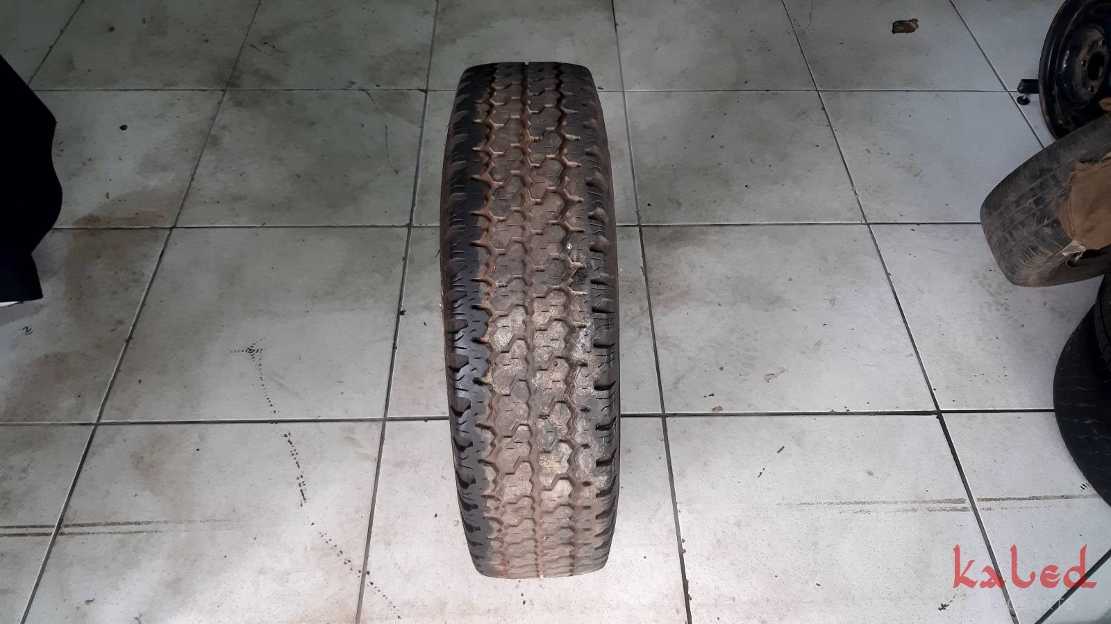 Pneu firestone 215/75 15 Radial FSR unidade