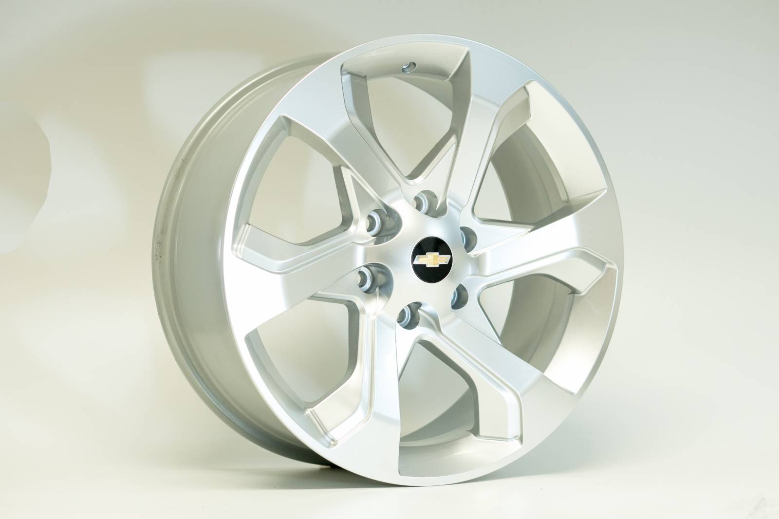 RODA R53 GM TRIAL BLAZER GRAFITE DIAMANTADO E PRATA ESPECIAL